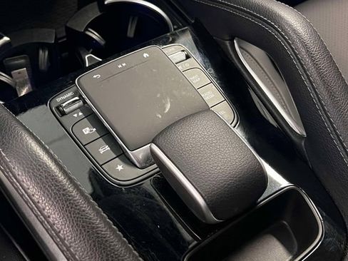 Certified 2024 Mercedes-Benz GLE 350 4MATIC image 32