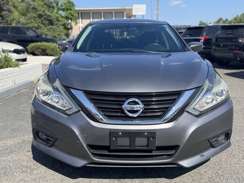 Used 2018 Nissan Altima 2.5 SV FWD image 3