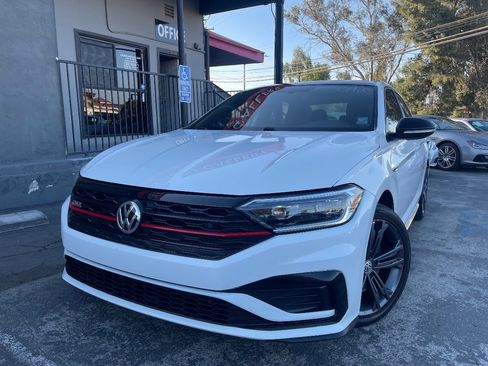 Used 2019 Volkswagen Jetta GLI image 1