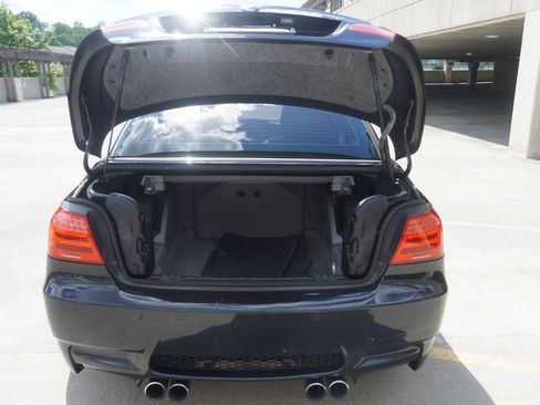 Used 2011 BMW M3 Convertible RWD image 35