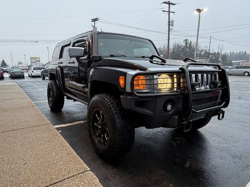 Used 2007 HUMMER H3 image 6