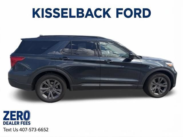 Used 2022 Ford Explorer XLT w/ Equipment Group 202A RWD image 2