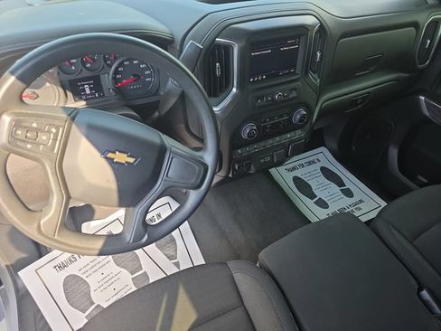 Used 2025 Chevrolet Silverado 2500 Custom w/ Custom Value Package AWD/4WD image 16