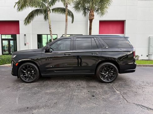 Used 2021 Cadillac Escalade Sport Platinum image 11