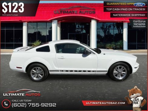 Used 2005 Ford Mustang Deluxe RWD image 5