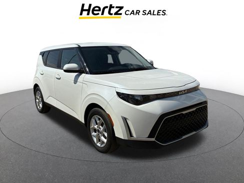 Used 2025 Kia Soul LX w/ LX Technology Package image 1