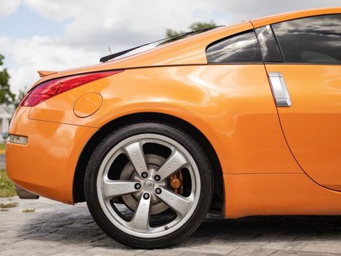 Used 2007 Nissan 350Z Grand Touring w/ Cargo Convenience Pkg RWD image 19
