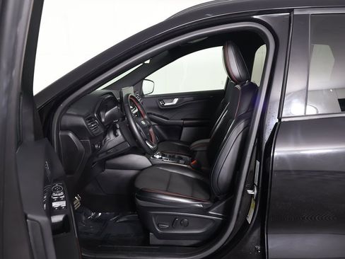 Used 2024 Ford Escape ST-Line w/ Tech Pack #1 image 29