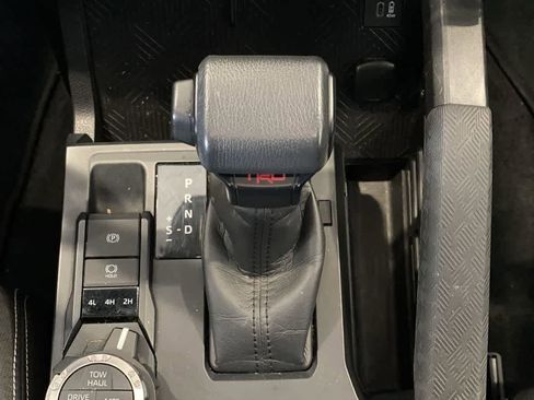 Used 2024 Toyota Tacoma TRD Off-Road AWD/4WD image 22