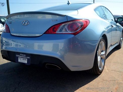 Used 2011 Hyundai Genesis 2.0T image 10