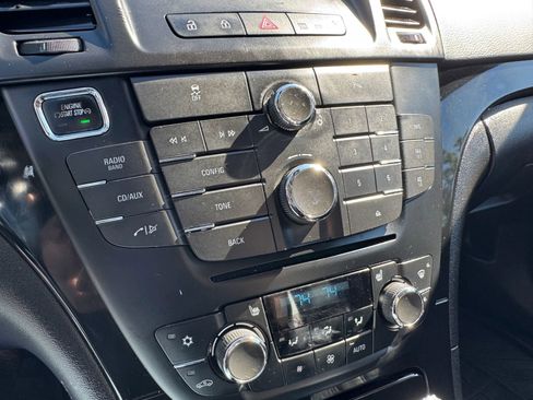 Used 2012 Buick Regal Premium image 15