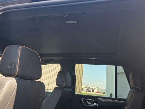 Used 2023 GMC Yukon AT4 w/ AT4 Premium Package AWD/4WD image 15