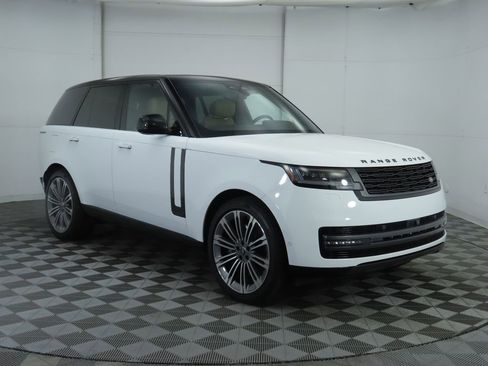 New 2025 Land Rover Range Rover Autobiography image 3