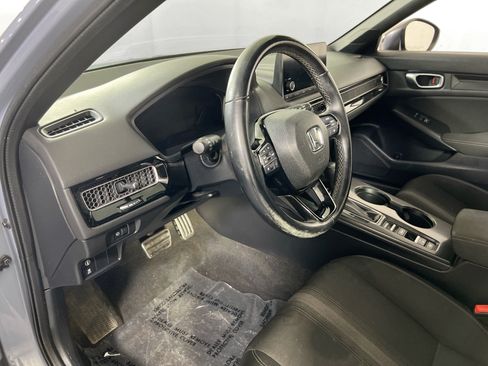 Used 2023 Honda Civic Sport image 9