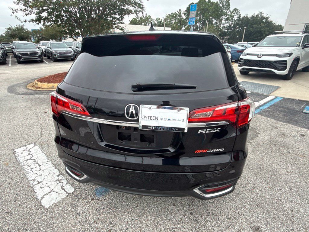 Used 2017 Acura RDX w/ Technology Package AWD/4WD image 9