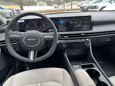 New 2026 Hyundai Sonata SEL FWD image 8
