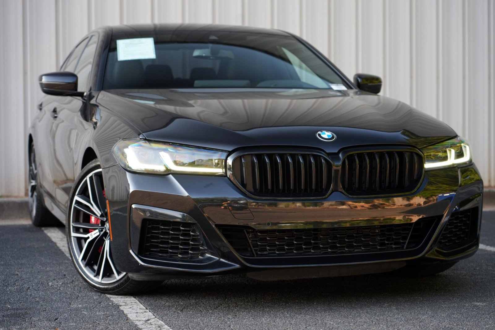 Used 2023 BMW 540i w/ M Sport Package RWD image 4