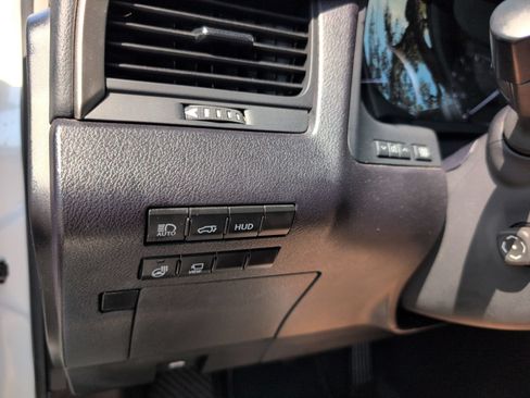 Used 2020 Lexus RX 350 FWD w/ Luxury Package image 10