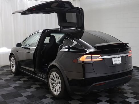 Used 2019 Tesla Model X Performance image 14
