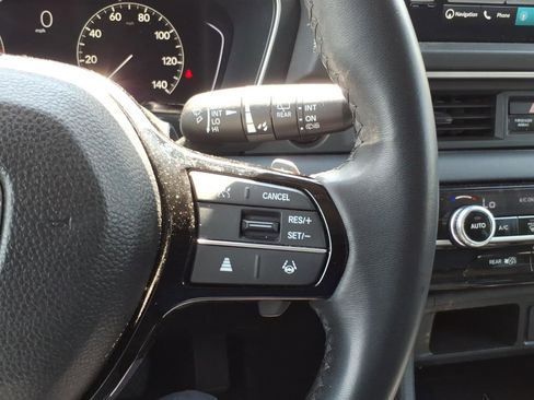Used 2023 Honda Pilot Touring image 14