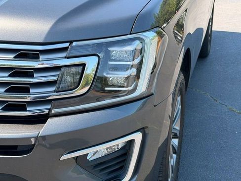 Used 2018 Ford Expedition Limited w/ Equipment Group 301A AWD/4WD image 20
