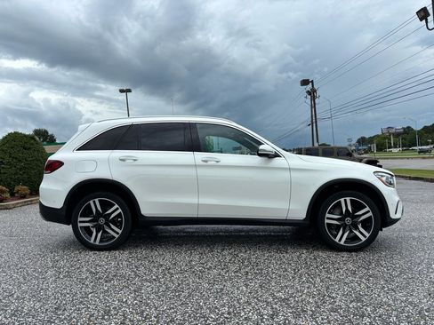 Used 2021 Mercedes-Benz GLC 300 w/ Premium Package image 6