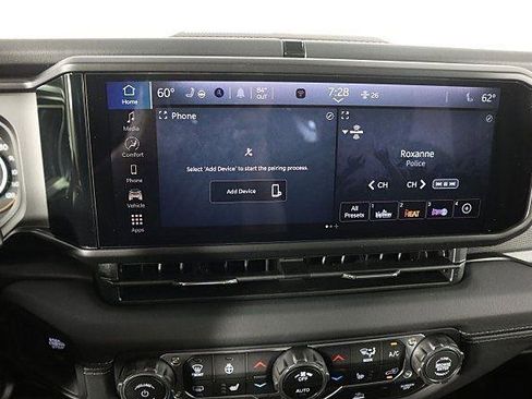 New 2025 Jeep Wrangler Rubicon w/ Convenience Group AWD/4WD image 13