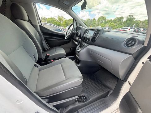 Used 2020 Nissan NV200 SV w/ Back Door Glass Package FWD image 23
