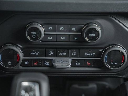 New 2025 Ford Bronco Raptor image 40