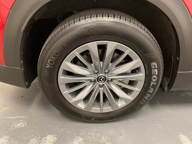 Certified 2024 MAZDA CX-90 3.3 Turbo w/ Preferred Plus AWD/4WD image 32