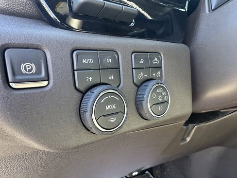 New 2026 Chevrolet Silverado 2500 LTZ w/ LTZ Plus Package AWD/4WD image 15