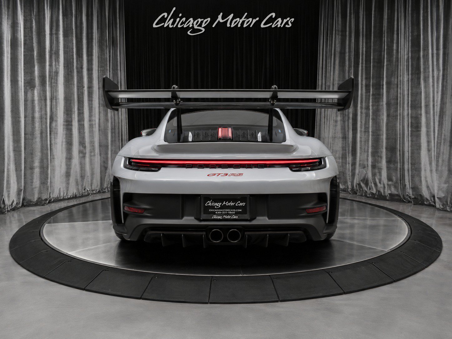Used 2024 Porsche 911 GT3 RS RWD image 3