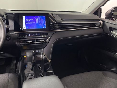 Certified 2025 Toyota Camry LE w/ Convenience Package image 15