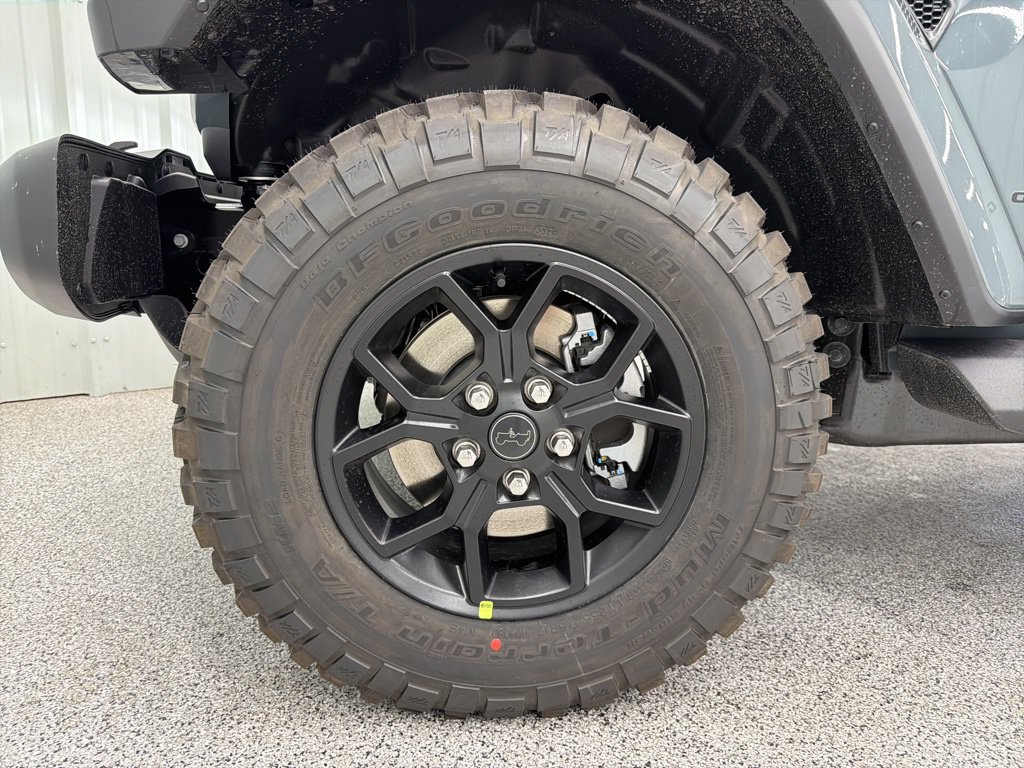 New 2026 Jeep Gladiator Sport AWD/4WD image 8