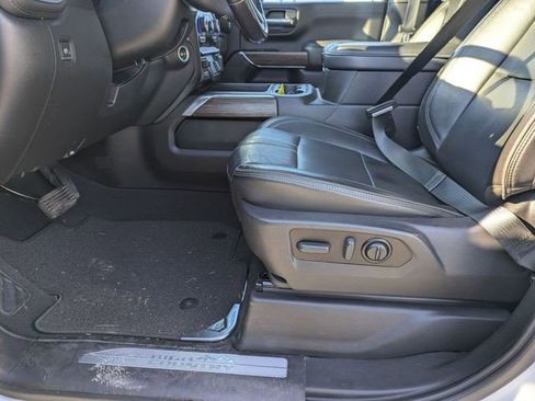 Certified 2022 Chevrolet Silverado 3500 High Country w/ Snow Plow Prep/Camper Package image 13