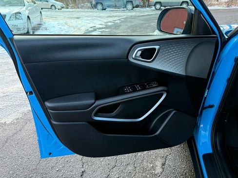 Used 2023 Kia Soul S image 14