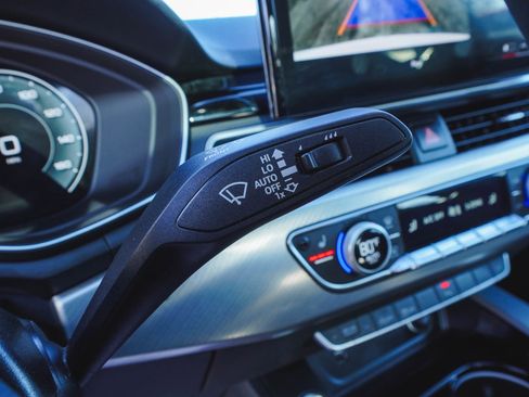 Used 2025 Audi A5 2.0T Premium Plus image 28