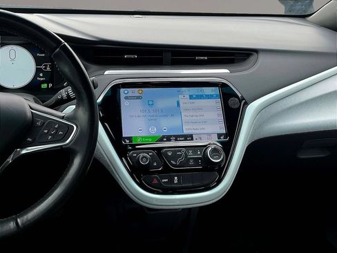 Used 2021 Chevrolet Bolt Premier w/ Infotainment Package FWD image 9