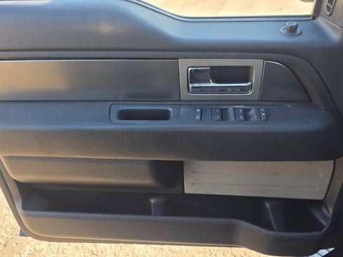 Used 2014 Ford F150 FX4 w/ Equipment Group 401A Mid image 9