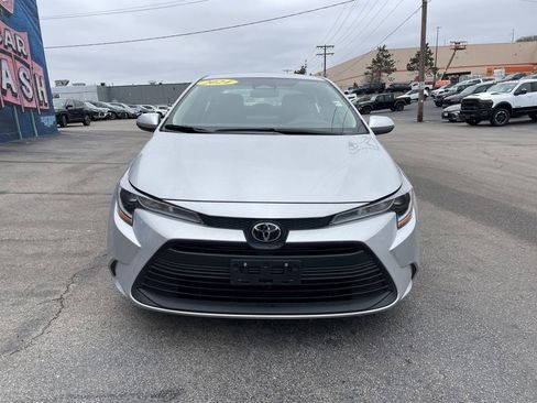 Used 2024 Toyota Corolla LE image 6