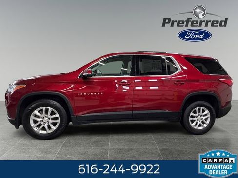Used 2018 Chevrolet Traverse LT AWD/4WD image 9