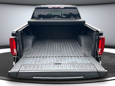 Used 2022 GMC Sierra 1500 Denali Ultimate AWD/4WD image 7