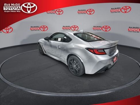 New 2026 Toyota GR86 Premium RWD image 6