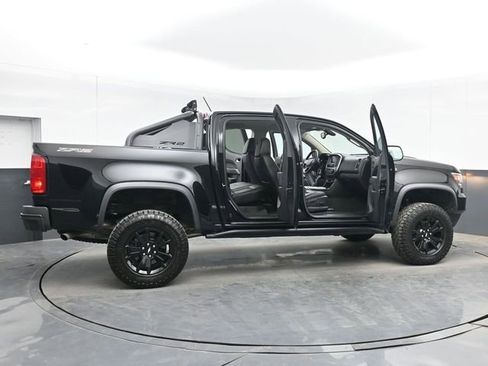 Used 2022 Chevrolet Colorado ZR2 w/ ZR2 Midnight Special Edition AWD/4WD image 50