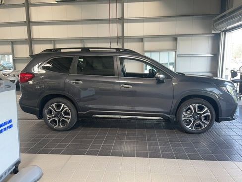 New 2023 Subaru Ascent Touring AWD/4WD image 4