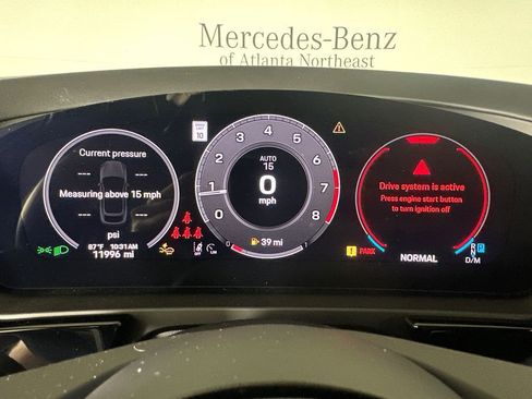 Used 2025 Porsche Cayenne Coupe AWD/4WD image 27