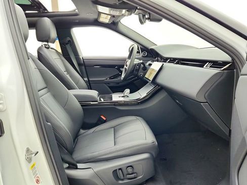 Certified 2025 Land Rover Range Rover Evoque S image 18