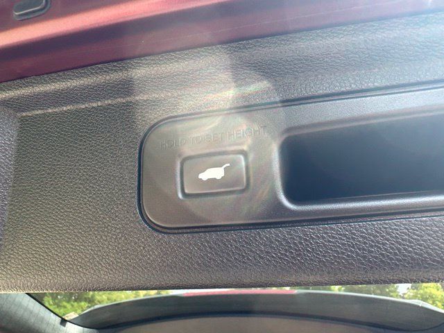 Used 2018 Honda Odyssey Touring image 19