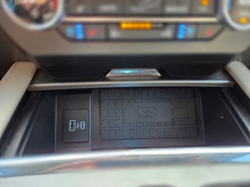 Used 2021 Ford Expedition XLT RWD image 29