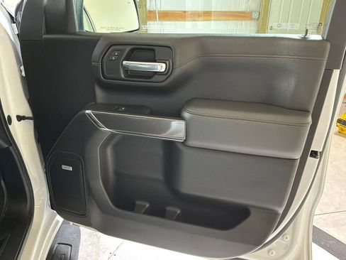 Used 2022 GMC Sierra 1500 AT4 w/ AT4 Premium Package AWD/4WD image 16
